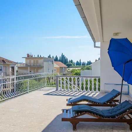 Apartment Modern Near With Sea View Terrace And Lounge Area - Two Bedroom